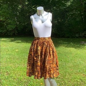 Deadly Dames Micheline Pitt PUG Tiger Skirt Small